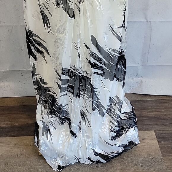 Cachwy Black and White Sleeveless Evening Gown Maxi Length Womens Size 12 - Picture 4 of 14